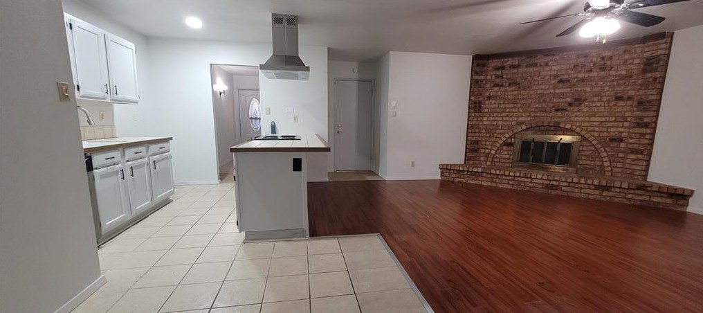 7416 Long Canyon Trl, Dallas TX  75249-1203 exterior