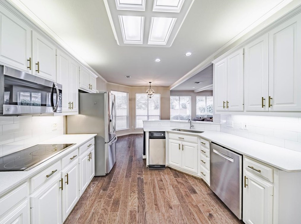 1209 Hl Crk Dr, Mckinney TX  75070-5231 exterior