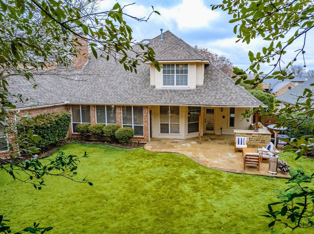 1209 Hl Crk Dr, Mckinney TX  75070-5231 exterior