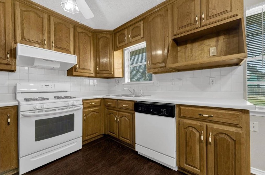 1419 Rancho Dr, Mesquite TX  75149-6019 exterior