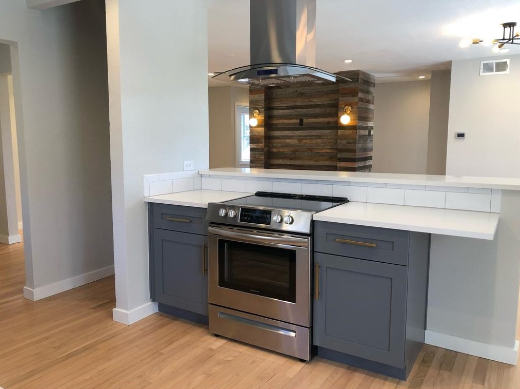 10668 Lakemere Dr, Dallas TX  75238-2811 exterior