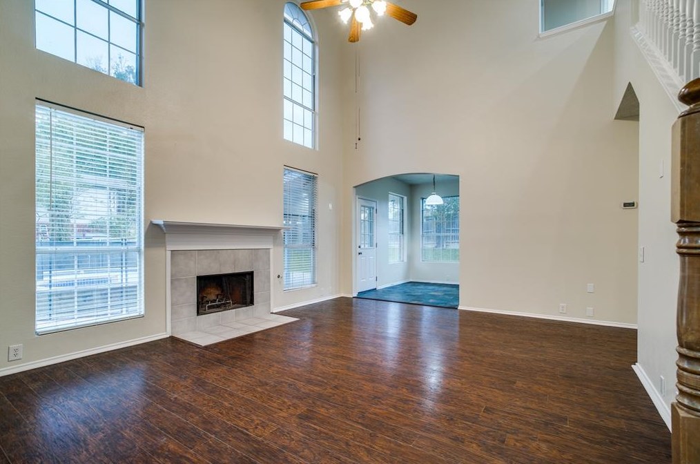 3607 Creekview Ct, Mckinney TX  75071-3239 exterior