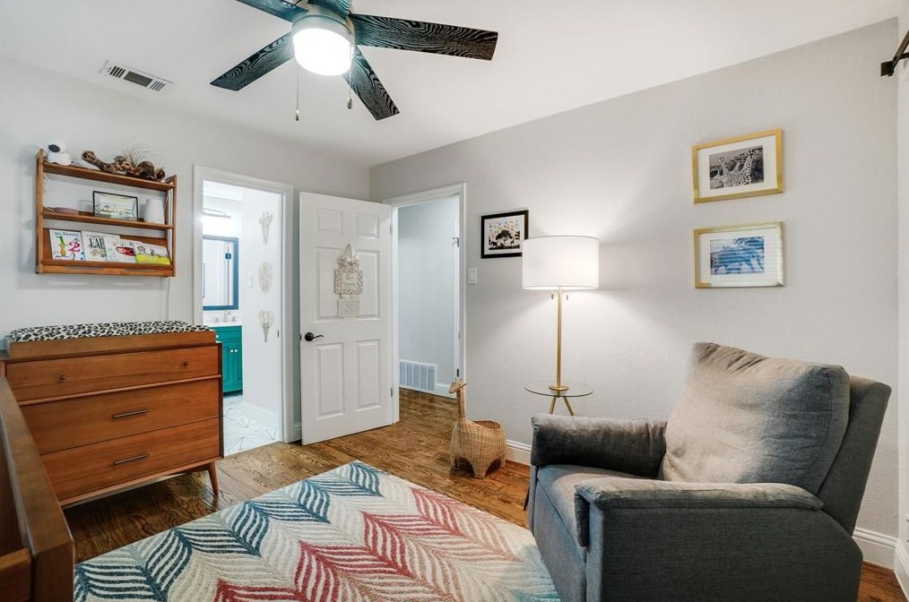 10406 Royal Clb Ln, Dallas TX 75229-5048 exterior