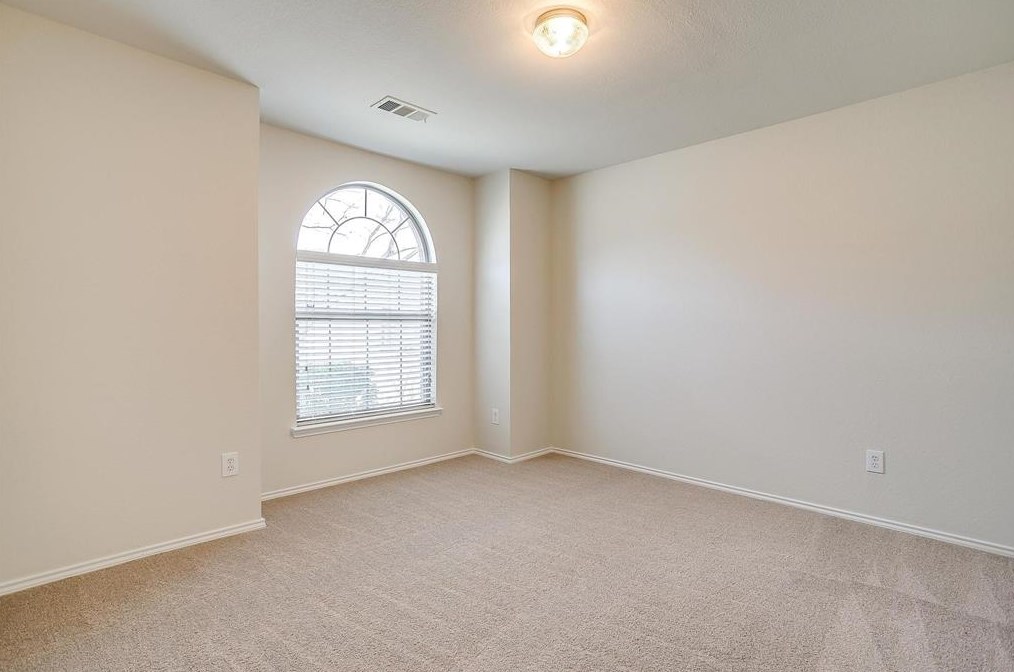 432 Twin Knoll Dr, Mckinney TX  75071-3711 exterior