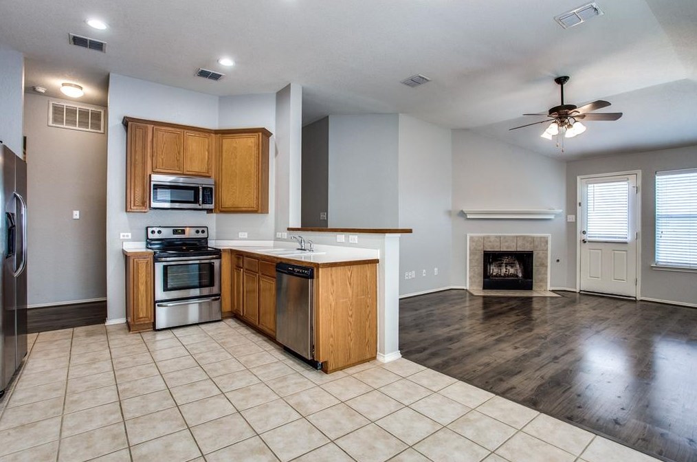 1212 Round Pen Run, Haslet TX  76052-2916 exterior