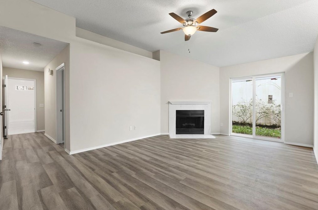 10411 Shayna Dr, Dallas TX  75217-3250 exterior