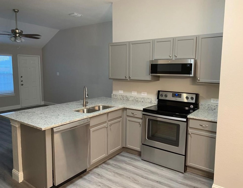 2101 Wildwood Dr, Forney TX  75126-6347 exterior