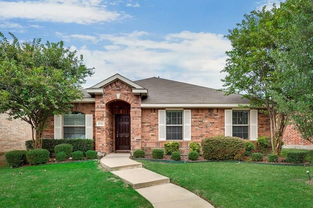 4724 Evanshire Way, Mckinney TX  75070-2629 exterior