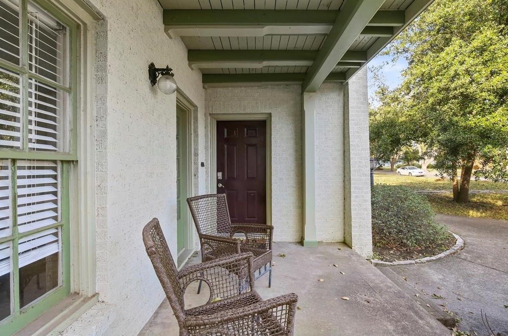 5918 Marquita Ave, Dallas TX  75206-6115 exterior