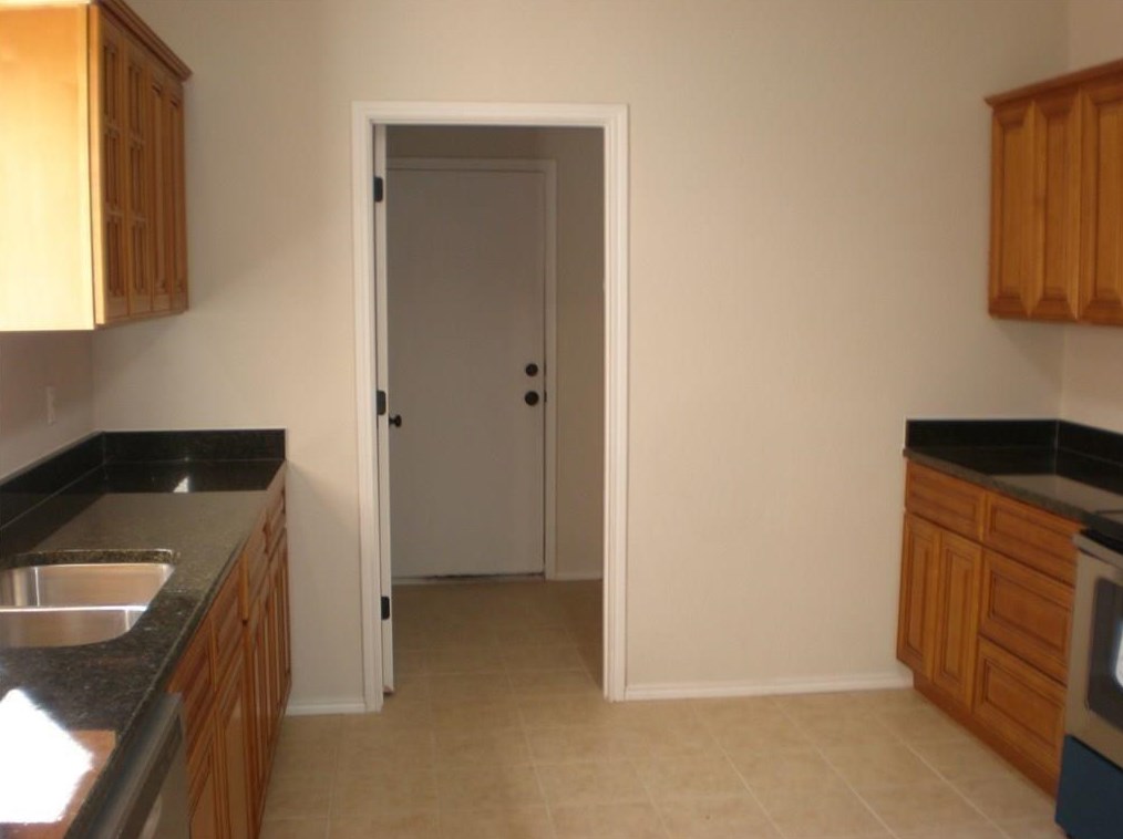 3702 Clubview Dr, Garland, TX 75044