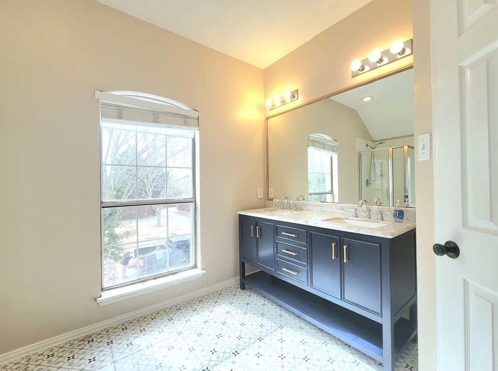 4202 Buena Vista Ln, Mckinney TX  75070-4482 exterior