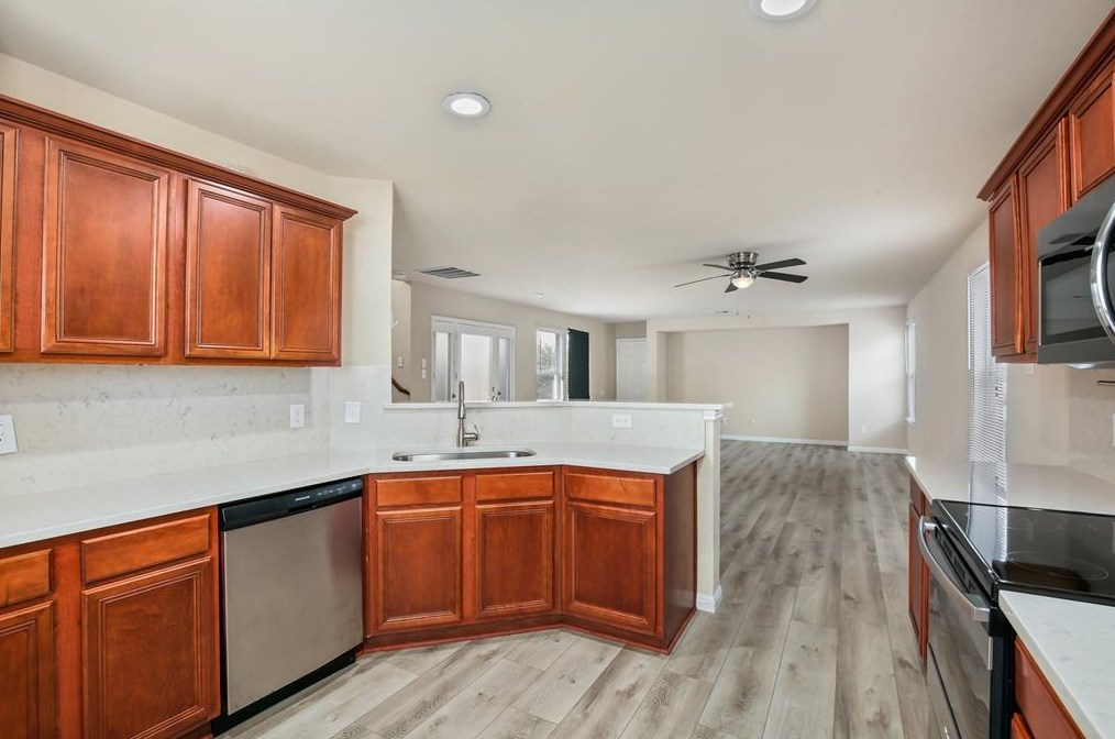 7012 Bountiful Grv Dr, Mckinney TX 75070-8611 exterior