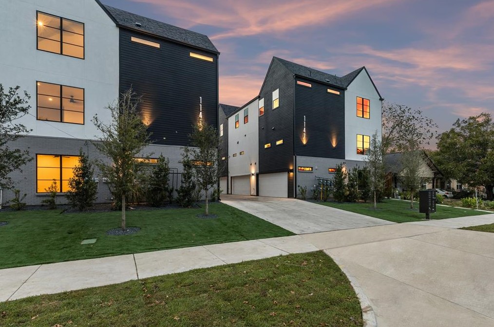 1147 Madison Ave, Dallas TX  75208-4133 exterior