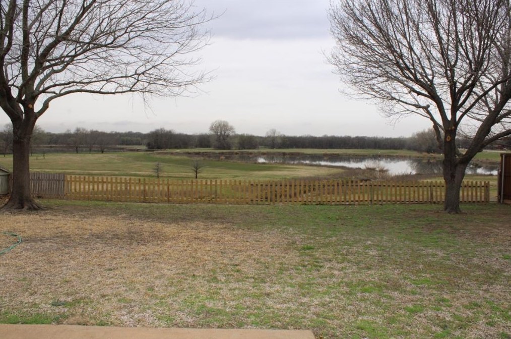 6213 Covington Dr, Rowlett TX  75089-3280 exterior