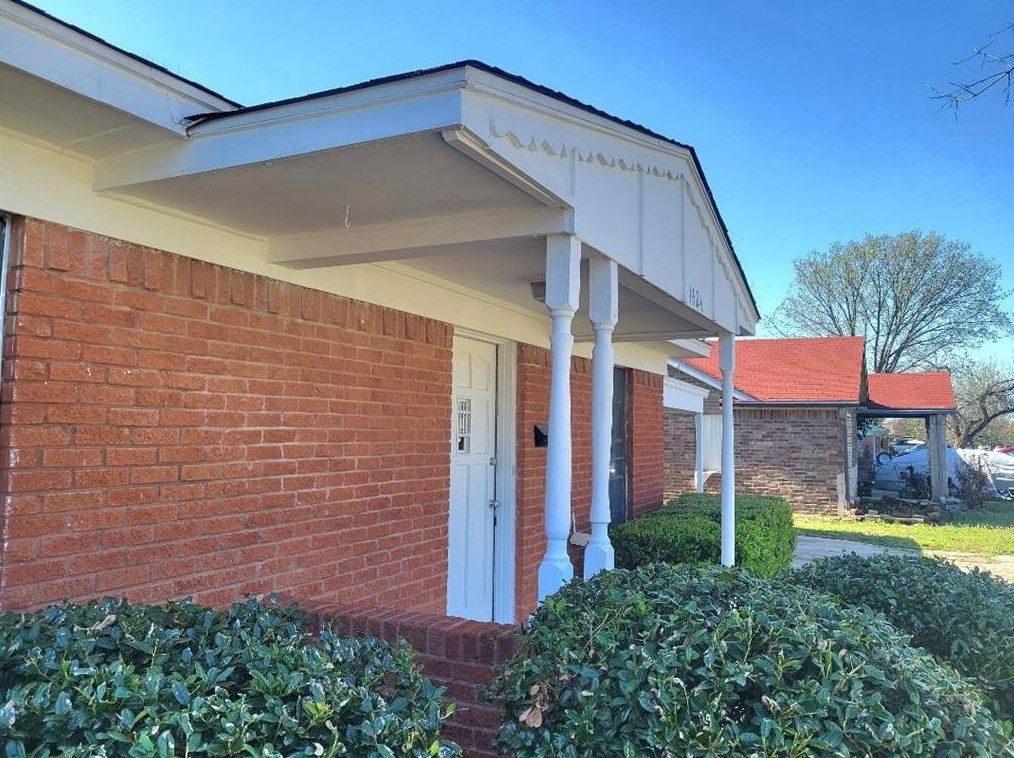 1424 Alta Vista St, Mesquite TX  75149-2305 exterior