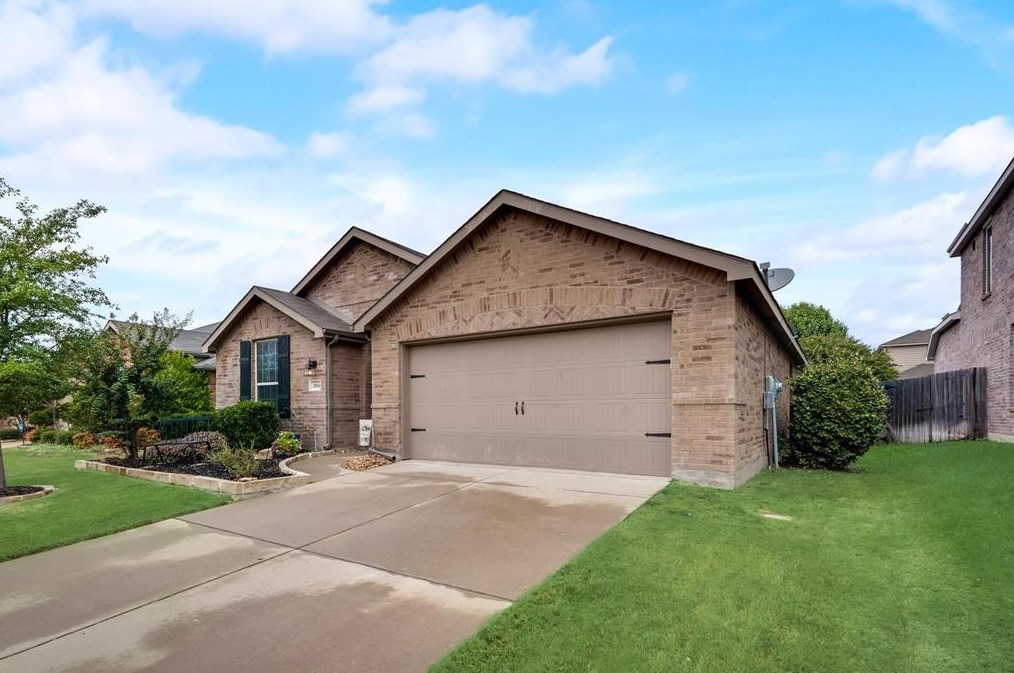 2104 Red River Rd, Forney TX  75126-5151 exterior