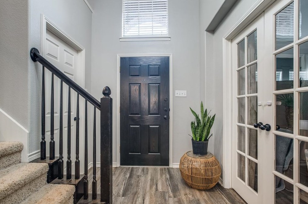 8401 Blacktail Trl, Mckinney TX  75070-7919 exterior