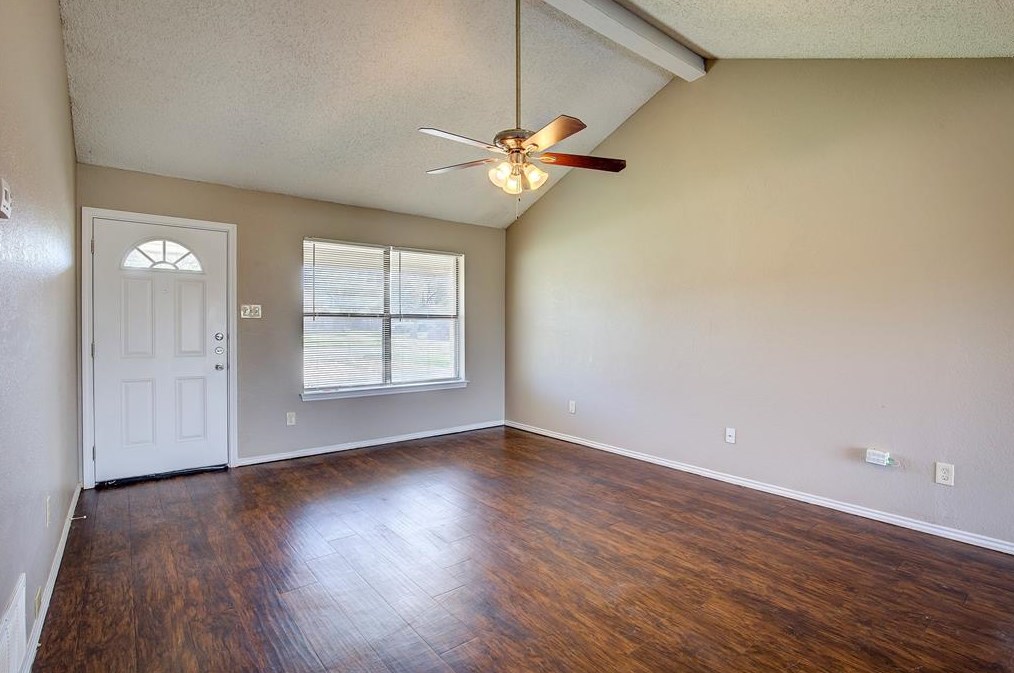703 Stell Ave, Midlothian, TX 76063