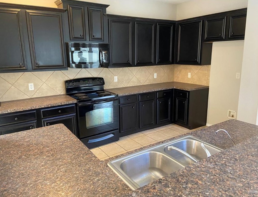 5320 Bridgeport Rd, Mckinney TX  75071-4986 exterior