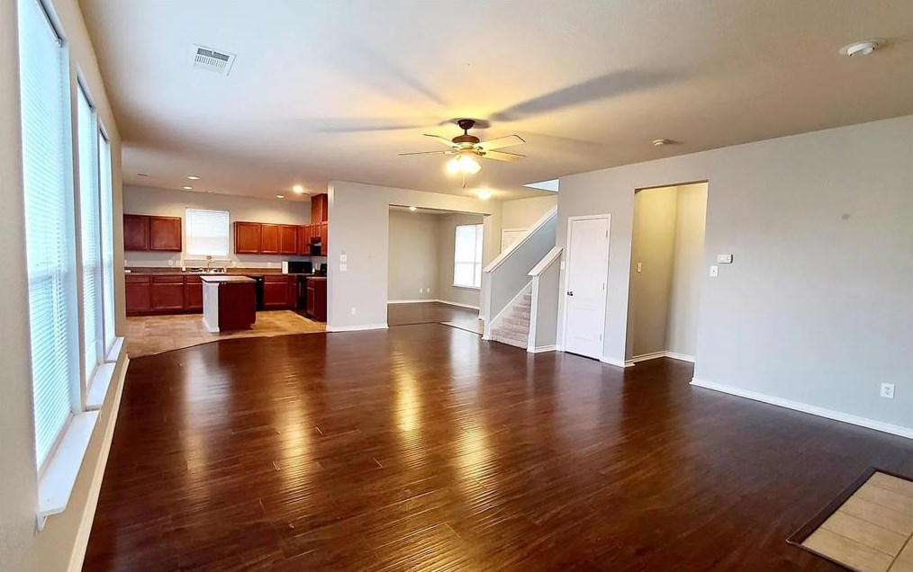 6908 Cotton Seed Dr, Mckinney TX  75070-8894 exterior