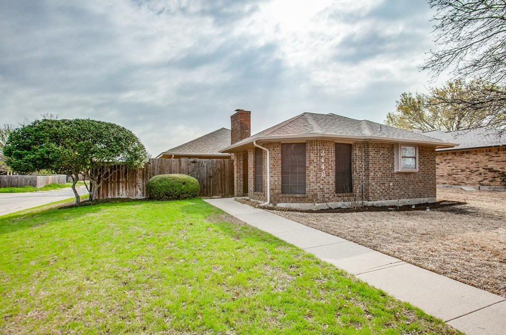 2448 Ridgestone Dr, Dallas TX  75287-5848 exterior