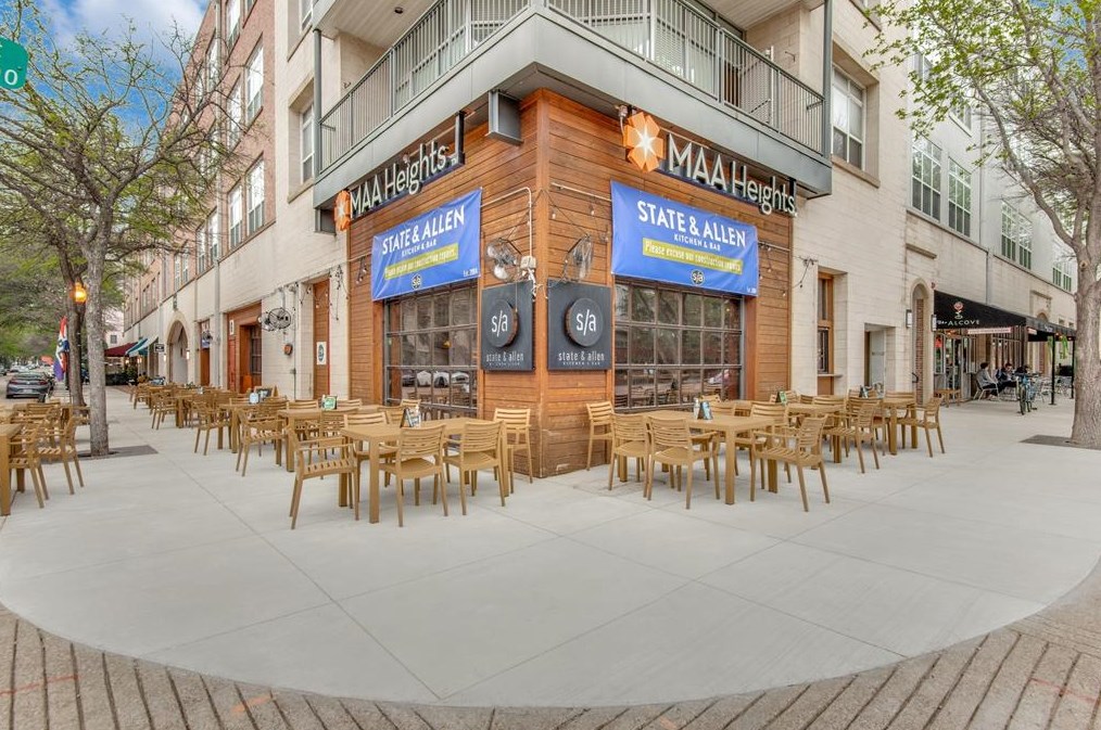 2902 State St, Dallas TX 75204-2724 exterior