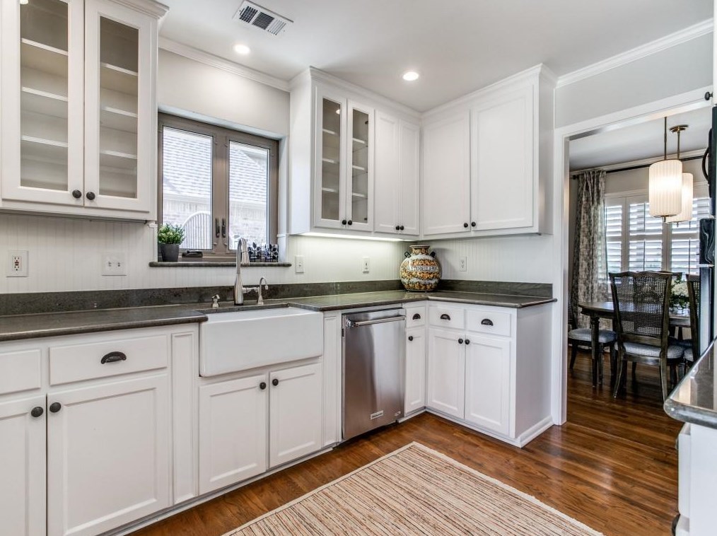 3636 Regent Dr, Dallas TX  75229-5244 exterior