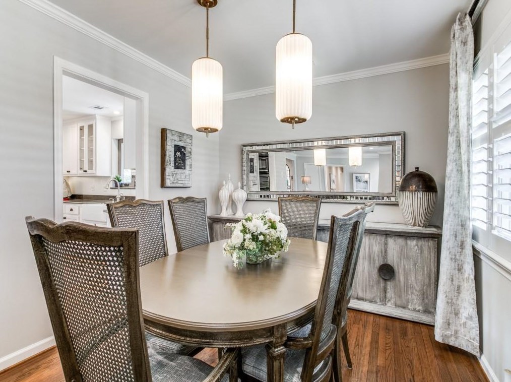 3636 Regent Dr, Dallas TX  75229-5244 exterior