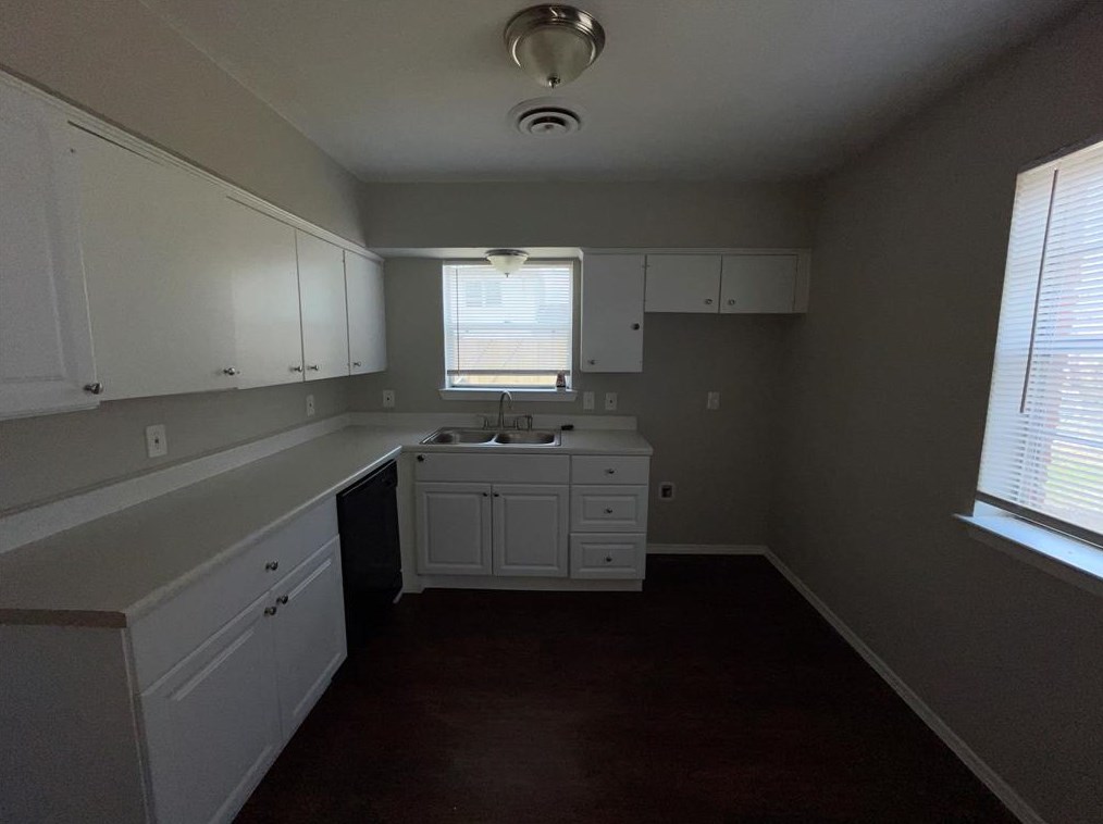 14405 Oakwood Ln, Mesquite TX  75180-3521 exterior