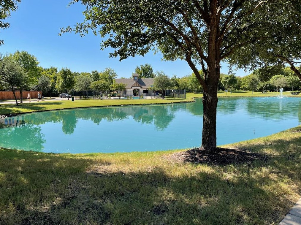 5328 Mesquite Dr, Mckinney TX  75070-1020 exterior