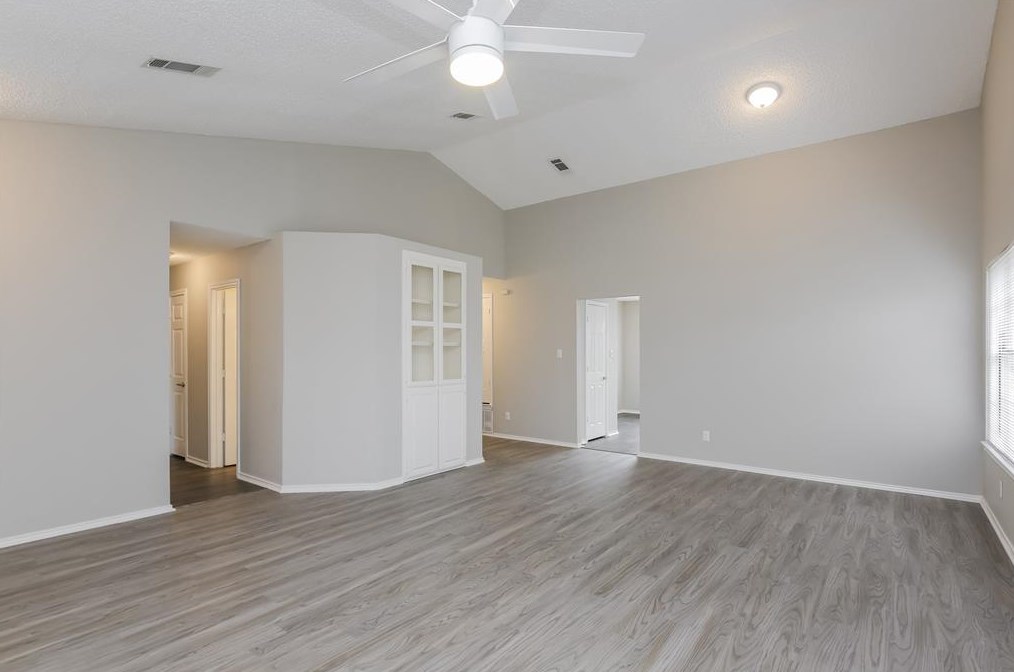 4116 O B Crowe Dr, Dallas TX  75227-4774 exterior