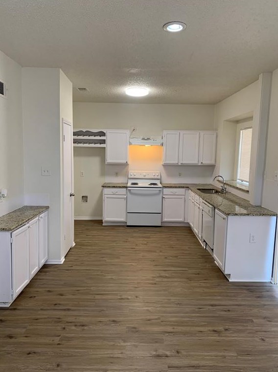 7713 Rice Dr, Rowlett TX  75088-8504 exterior