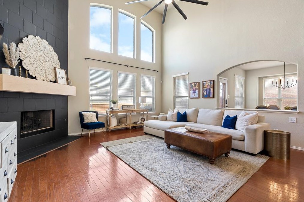 9060 Mcfarland Way, Keller TX  76244-5383 exterior