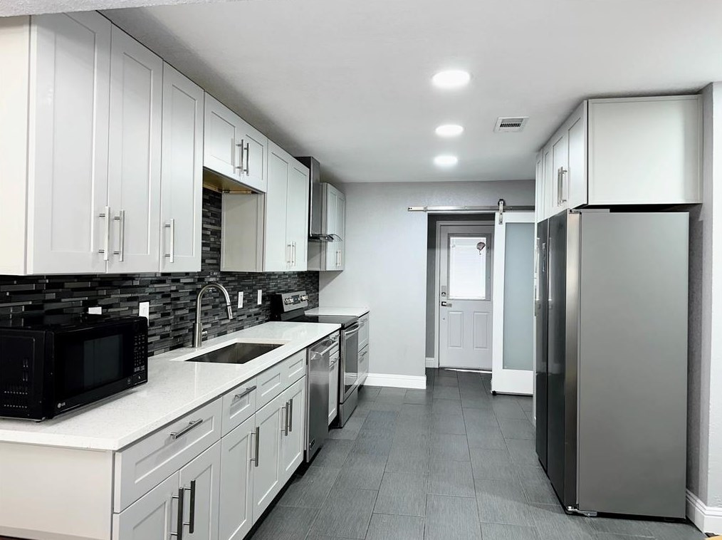 1543 Butterfield Dr, Mesquite TX  75150-6004 exterior