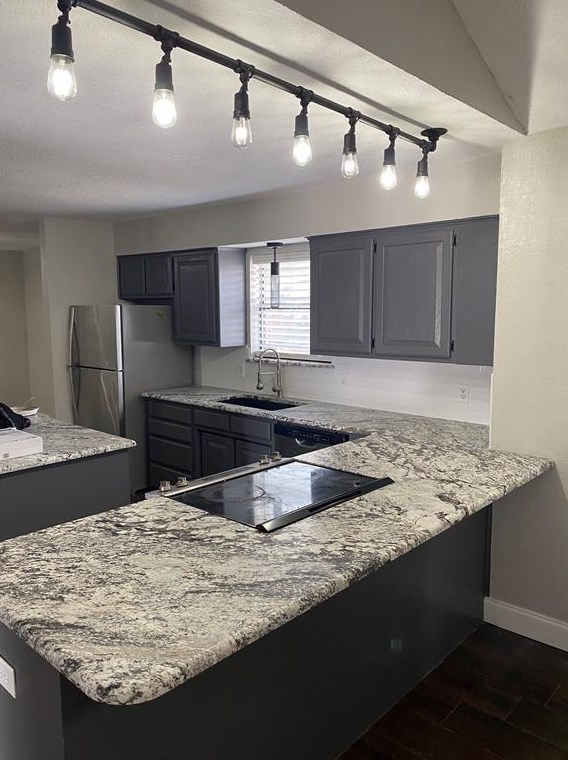 3945 Country Meadows Cir, Granbury, TX 76049