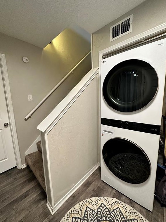 8750 Park Ln, Dallas TX  75231-1219 exterior