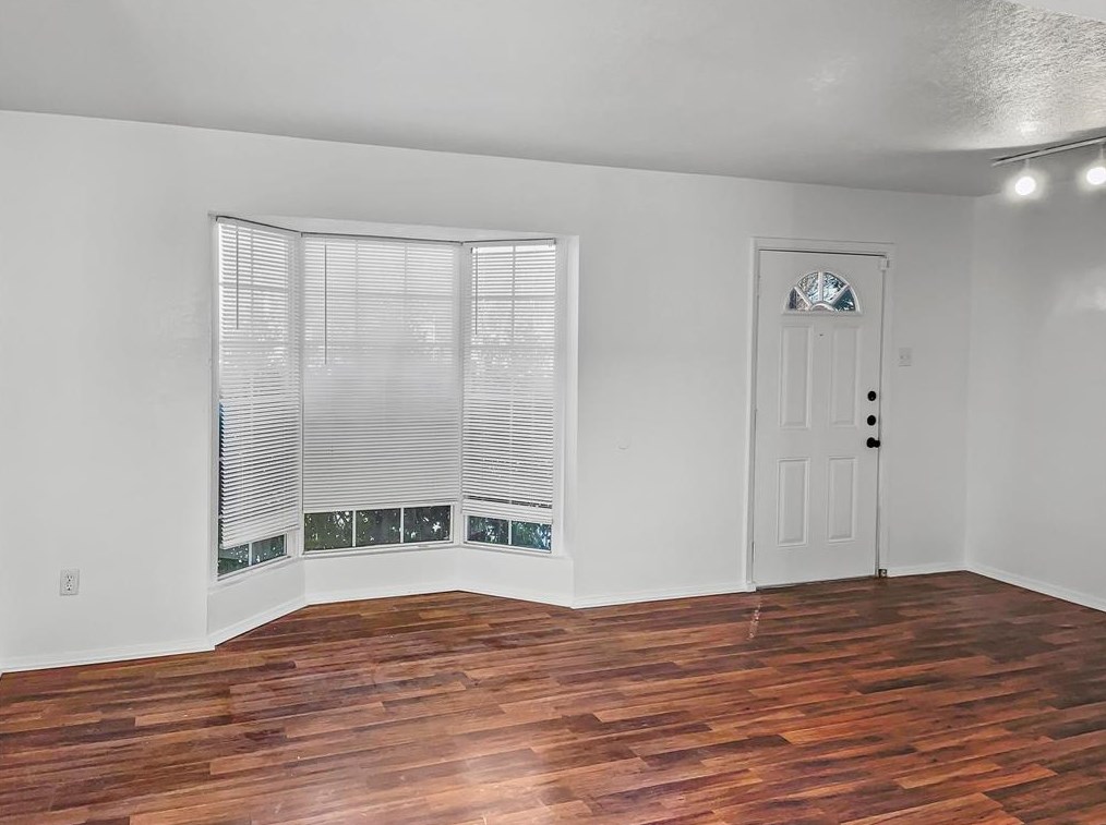 2649 Peavy Rd, Dallas TX  75228-4211 exterior