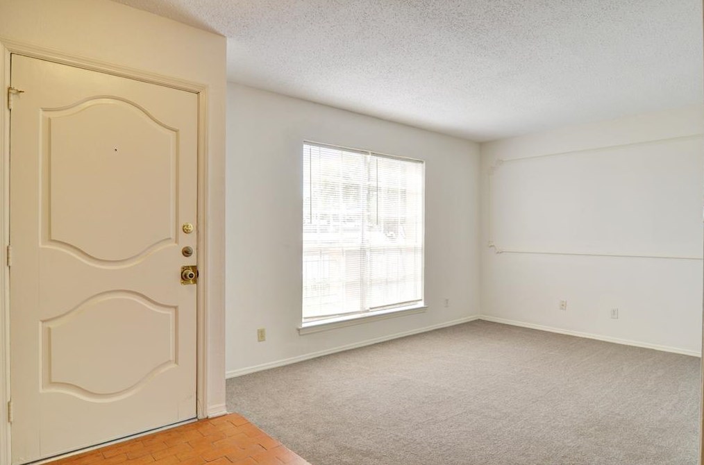 3105 Las Vegas Trl, Fort Worth TX  76116-4990 exterior
