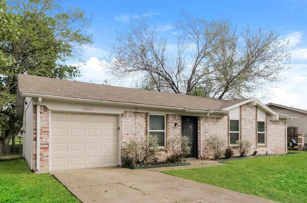 14017 Spring Oak Dr, Mesquite TX  75180-3531 exterior