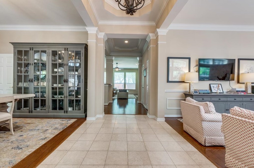 6231 Meadow Rd, Dallas TX  75230-5138 exterior