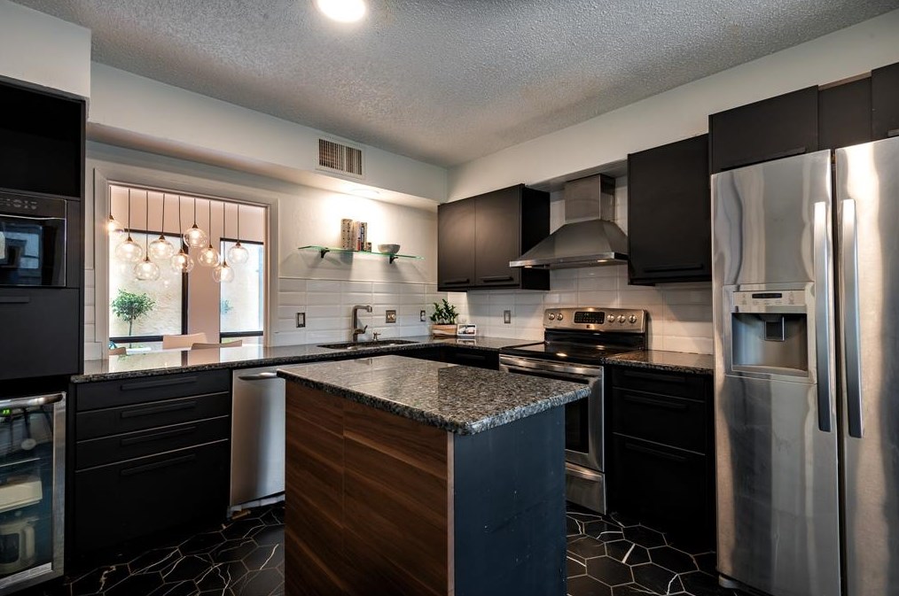 12219 Wightman Pl, Dallas TX 75243-4544 exterior