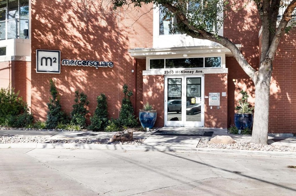 2950 Mckinney Ave, Dallas TX  75204-2598 exterior