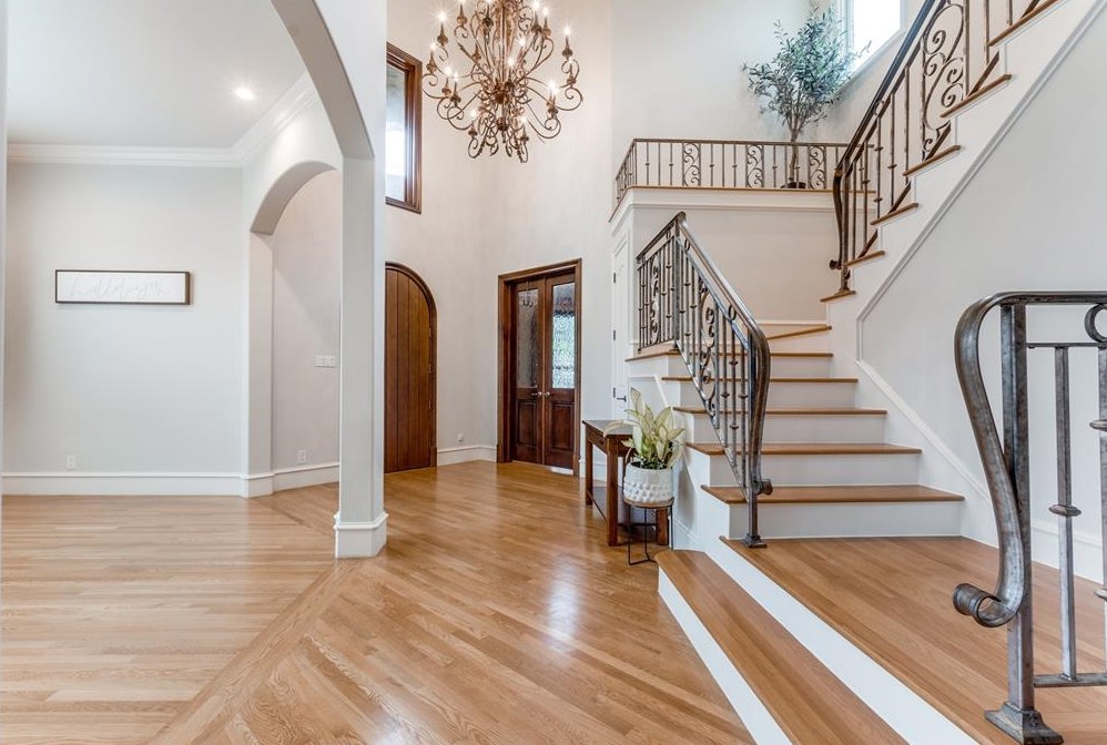 7603 Lovers Ln, Dallas TX  75225-7907 exterior