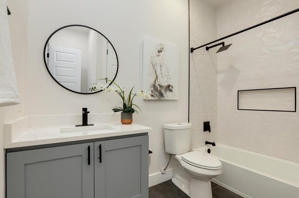 4811 University Blvd, Dallas TX  75209-5015 exterior