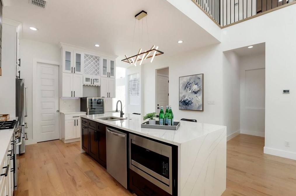 4811 University Blvd, Dallas TX  75209-5015 exterior