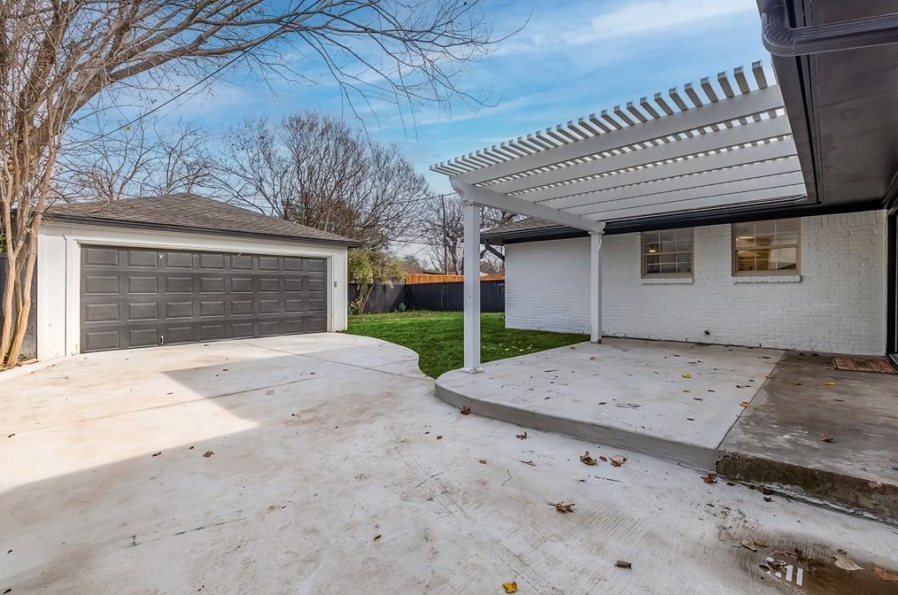 7319 Rutgers Dr, Dallas TX 75214-1760 exterior