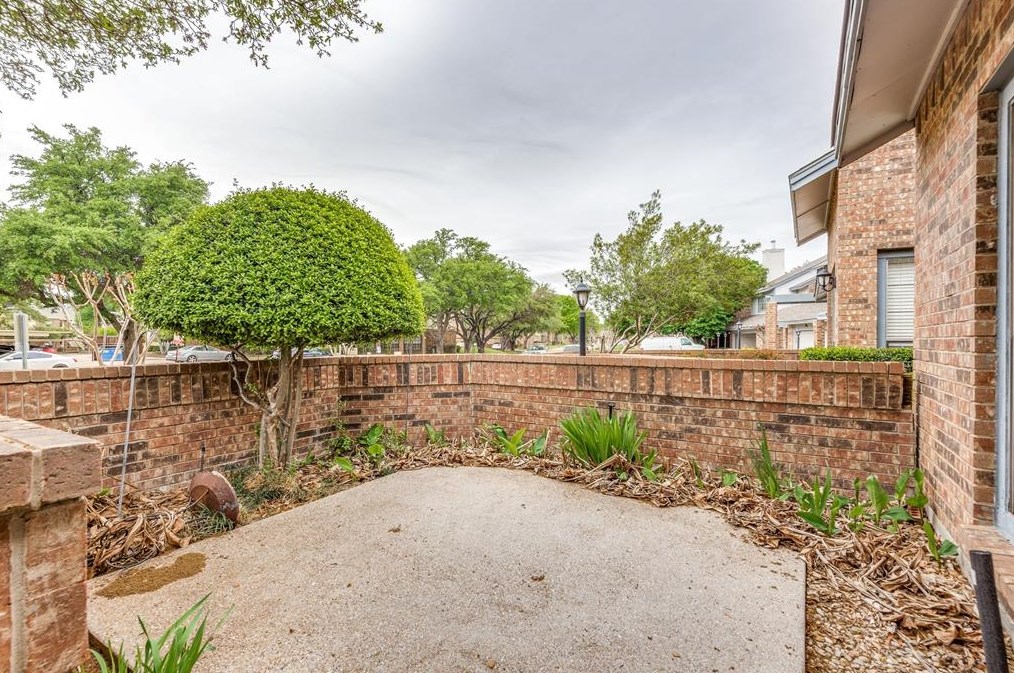 3229 Devonshire Dr, Plano TX  75075-3376 exterior
