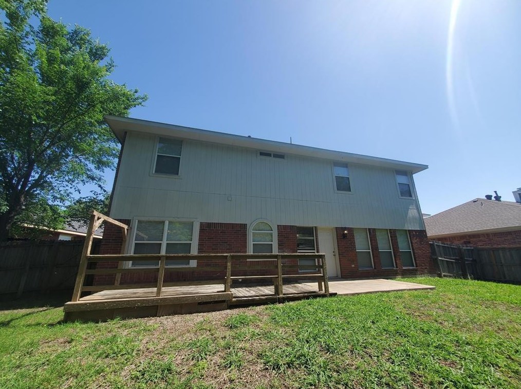 2005 San Simeon Dr, Mesquite TX  75181-4642 exterior