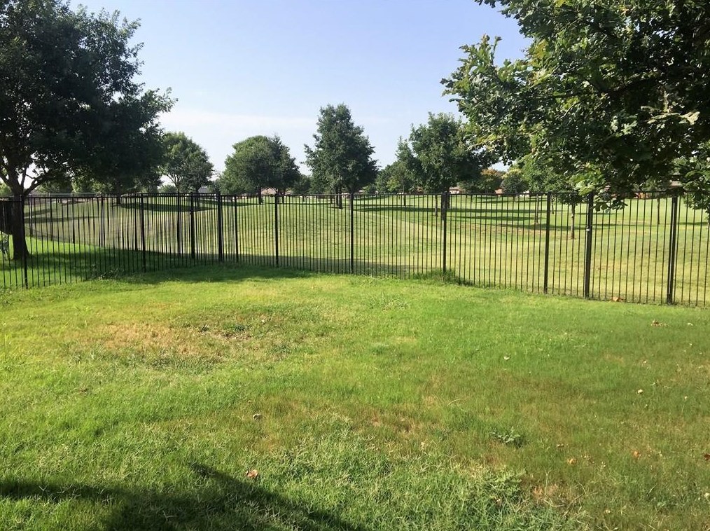 10417 Wentworth Dr, Rowlett TX  75089-8491 exterior