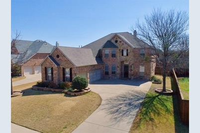 2623  Waters Edge Drive, Grand Prairie, TX 75054 - Photo 1